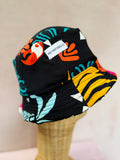 Black reversible bucket hat