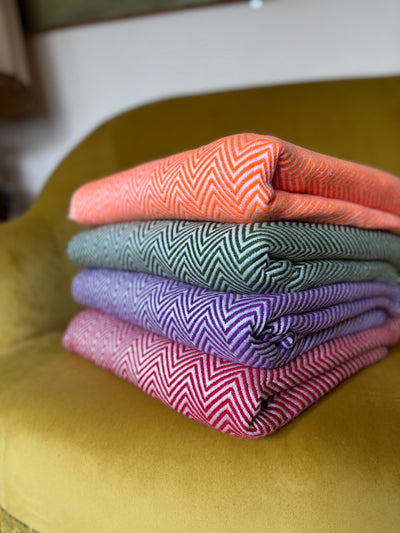 Pillar Box Red Cashmere Blanket