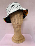White reversible bucket hat