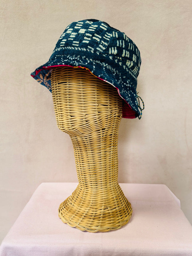 Indigo reversible bucket hat