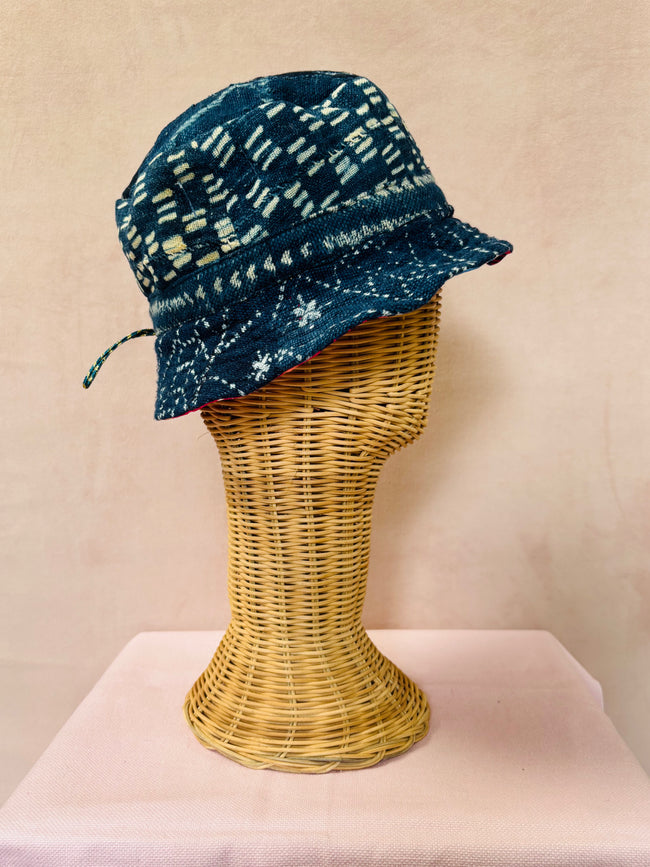Indigo reversible bucket hat