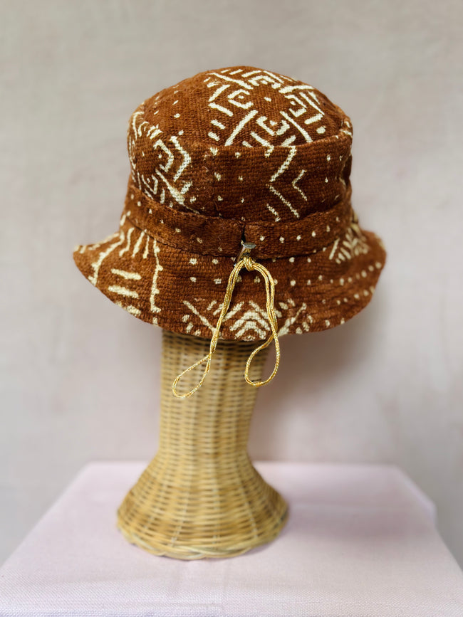 Brown reversible bucket hat